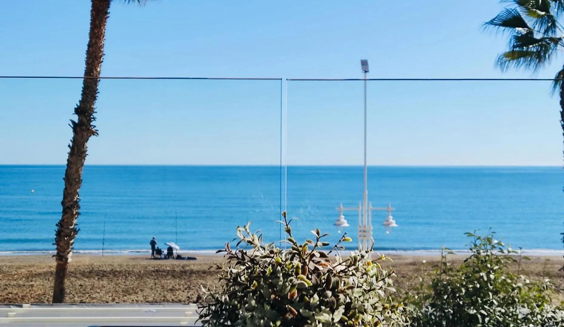 Gran Vivienda De Lujo Frente Al Mar contacts